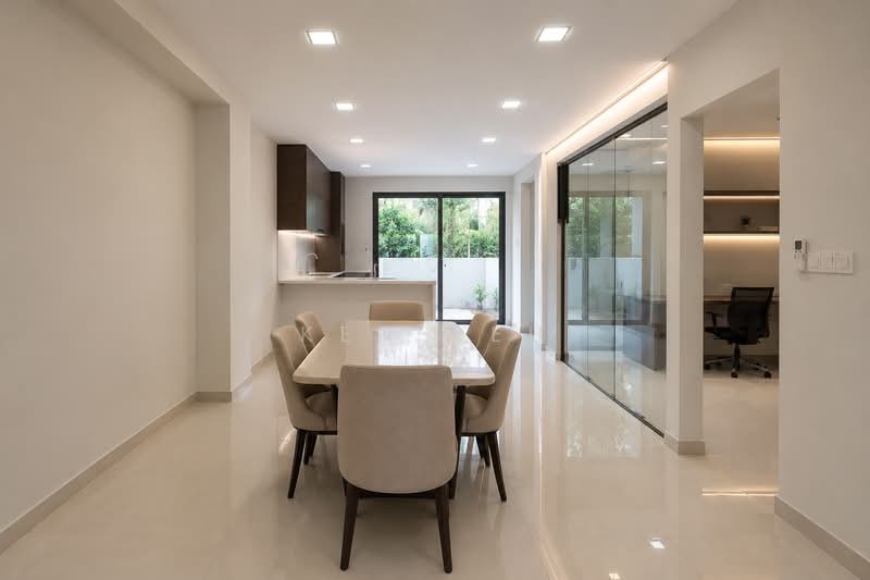 Cheap, Freehold, Renovated Mins from PLMGS D19 2 Storey Inter Terrace for Sale, Hougang / Punggol / Sengkang, 4 Bedrooms, 2,580 sqft, Terraced House For Sale, by Ken Peh, 500226110 - Kitchen - PropertyGuru.com.sg