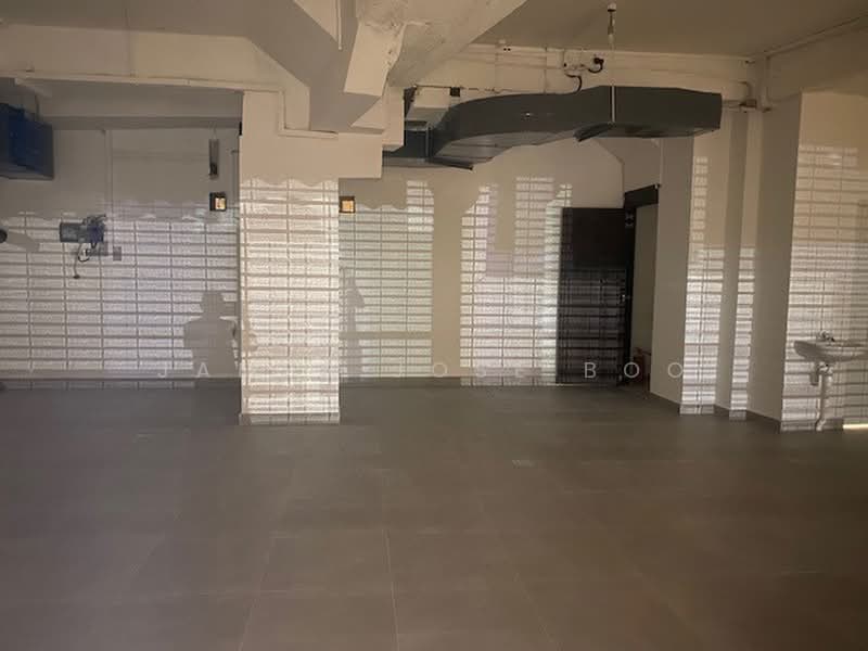 Cheap fnb restaurant near Little India mrt | Opp carpark | Fitted exhaust, , 1,120 sqft, Food & Beverage For Rent, by James Jose Boo, 500226115 - CommercialGuru.com.sg