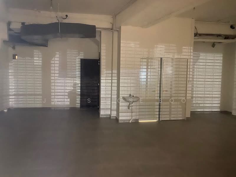 Cheap fnb restaurant near Little India mrt | Opp carpark | Fitted exhaust, , 1,120 sqft, Food & Beverage For Rent, by James Jose Boo, 500226115 - CommercialGuru.com.sg