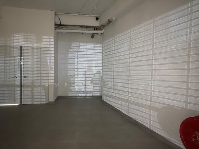 Cheap fnb restaurant near Little India mrt | Opp carpark | Fitted exhaust, , 1,120 sqft, Food & Beverage For Rent, by James Jose Boo, 500226115 - CommercialGuru.com.sg