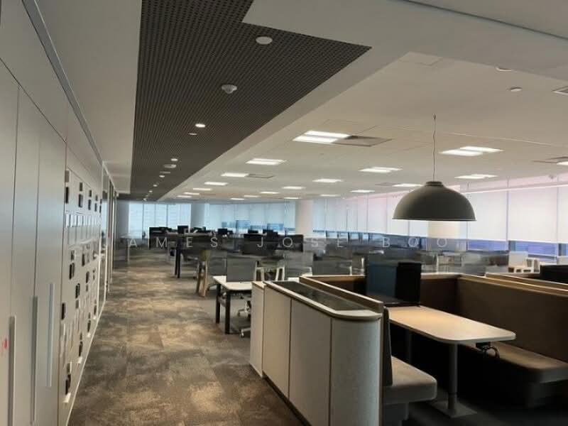 Woods Square, 6 Woodlands Square, 22,213 sqft, Office For Rent, by James Jose Boo, 500226118 - CommercialGuru.com.sg