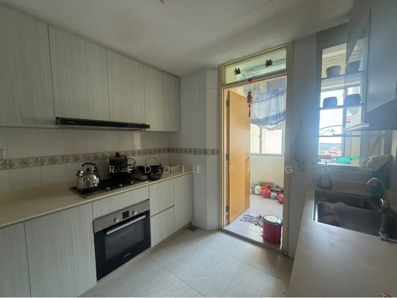 Tanjong Ria Condominium, 121 Tanjong Rhu Road, 3 Bedrooms, 1,399 sqft, Condominium For Rent, by Freddie Pang, 500226121 - PropertyGuru.com.sg