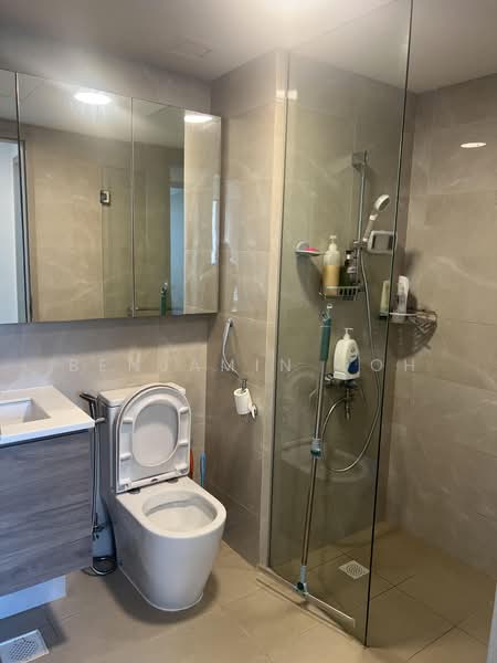 Treasure at Tampines, 57 Tampines Lane, Pasir Ris / Tampines, 2 Bedrooms, 678 sqft, Condominium For Sale, by Benjamin Goh, 500226124 - Bathroom - PropertyGuru.com.sg
