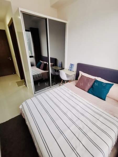 8 Farrer Suites, 8 Sing Joo Walk, Room Rental, 250 sqft, Apartment For Rent, by Florence Zheng Zhen, 500226127 - Bedroom - PropertyGuru.com.sg