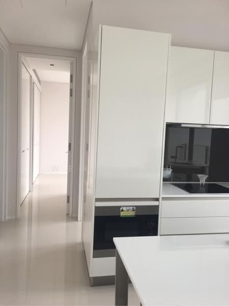 Scotts Square, 8 Scotts Road, 2 Bedrooms, 947 sqft, Condominium For Rent, by Wendy Koh, 500226129 - PropertyGuru.com.sg