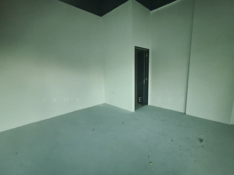 Cheap mall shop @ Farrer Park | toilet | suits massage, TCM, clinic, , 312 sqft, Mall Shop For Rent, by James Jose Boo, 500226136 - CommercialGuru.com.sg