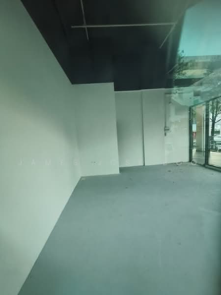 Cheap mall shop @ Farrer Park | toilet | suits massage, TCM, clinic, , 312 sqft, Mall Shop For Rent, by James Jose Boo, 500226136 - CommercialGuru.com.sg