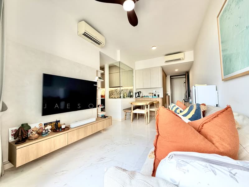Queens Peak, 3 Dundee Road, 3 Bedrooms, 840 sqft, Condominium For Sale, by Jaeson Lin 林暉盛, 500226155 - Living Room - PropertyGuru.com.sg