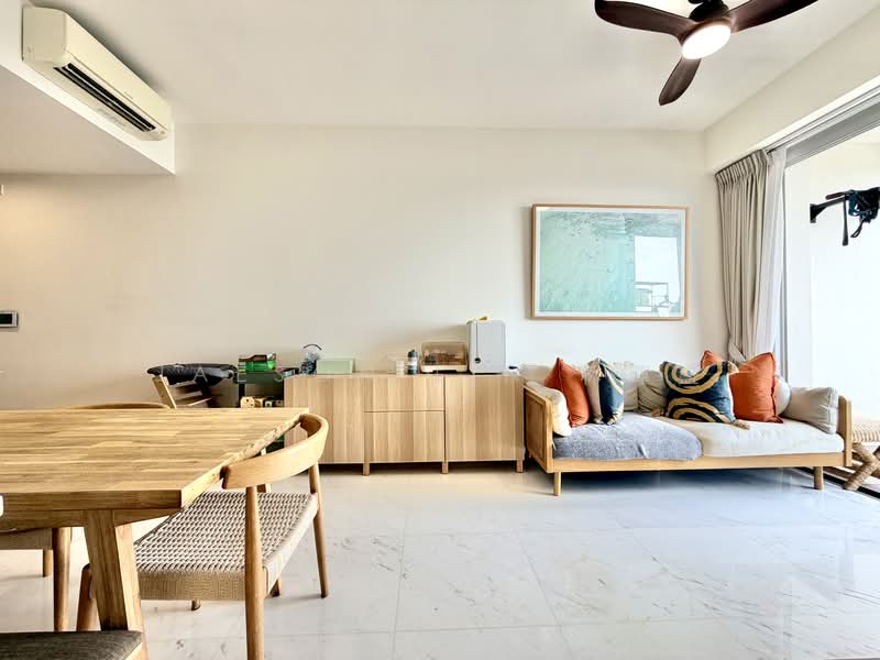Queens Peak, 3 Dundee Road, 3 Bedrooms, 840 sqft, Condominium For Sale, by Jaeson Lin 林暉盛, 500226155 - Living Room - PropertyGuru.com.sg