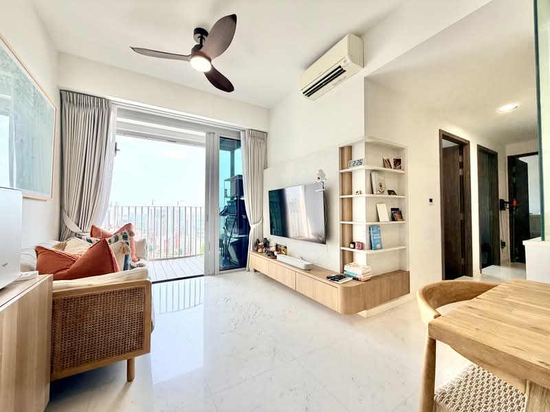 Queens Peak, 3 Dundee Road, 3 Bedrooms, 840 sqft, Condominium For Sale, by Jaeson Lin 林暉盛, 500226155 - Living Room - PropertyGuru.com.sg
