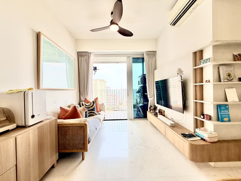 Queens Peak, 3 Dundee Road, 3 Bedrooms, 840 sqft, Condominium For Sale, by Jaeson Lin 林暉盛, 500226155 - Living Room - PropertyGuru.com.sg