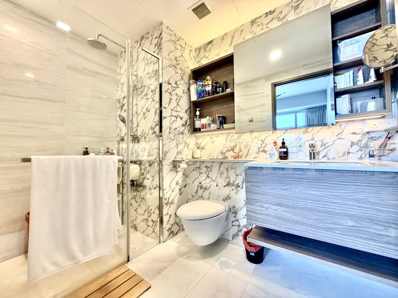 Queens Peak, 3 Dundee Road, 3 Bedrooms, 840 sqft, Condominium For Sale, by Jaeson Lin 林暉盛, 500226155 - Bathroom - PropertyGuru.com.sg