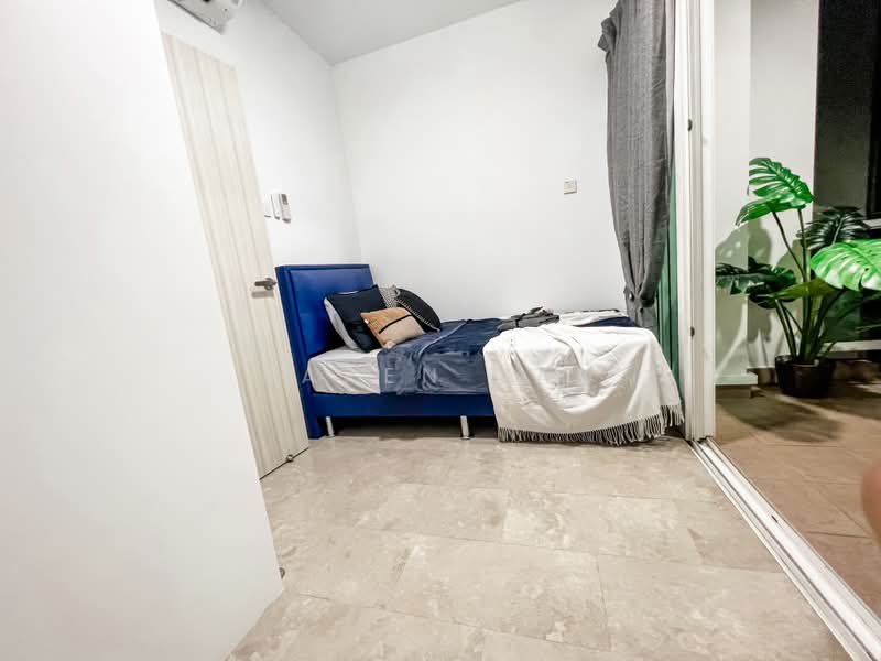 The Warren, 37 Choa Chu Kang Loop, 3 Bedrooms, 1,302 sqft, Apartment For Sale, by Karen Tan, 500226166 - Bedroom - PropertyGuru.com.sg