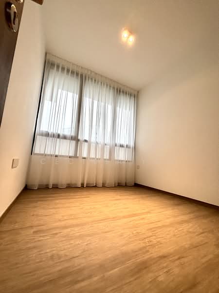 Norwood Grand, , 4 Bedrooms, 1,313 sqft, Condominium For Sale, by Cecilia Yeo, 500226168 - Interior - PropertyGuru.com.sg
