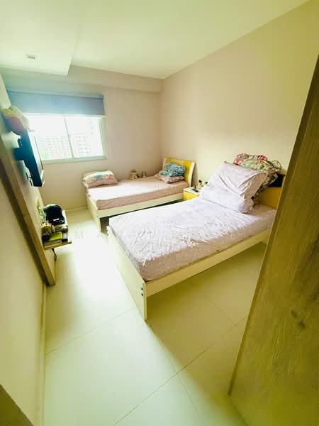 345 Bukit Batok Street 34, 345 Bukit Batok Street 34, Dairy Farm / Bukit Panjang / Choa Chu Kang, 3 Bedrooms, 1,119 sqft, HDB Flat For Sale, by Mary Phee, 500226170 - Bedroom - PropertyGuru.com.sg