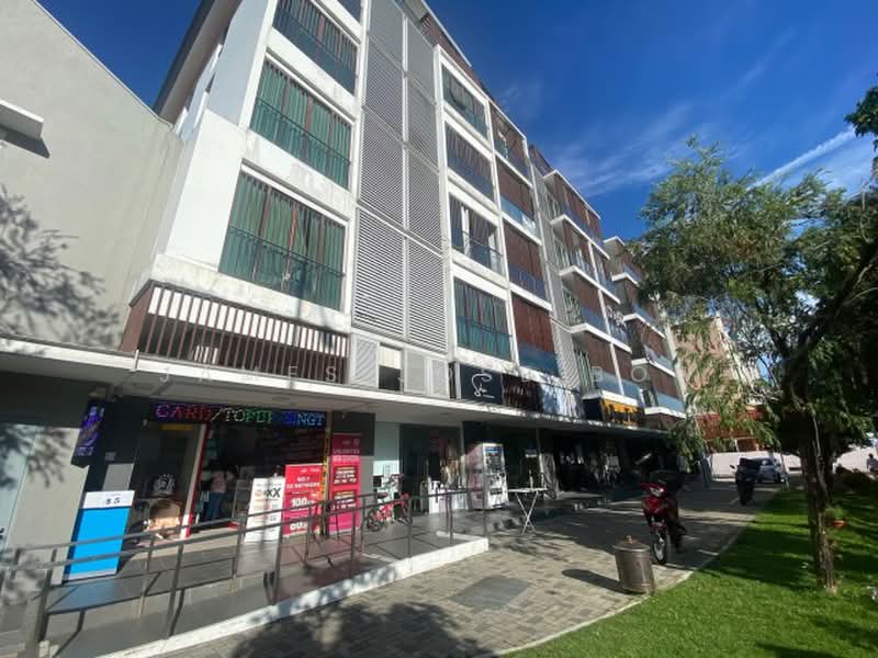 Cheap ground floor 3500 sqft shop | Facing road | Avail soon, , 3,570 sqft, Shop / Shophouse For Rent, by James Jose Boo, 500226185 - CommercialGuru.com.sg