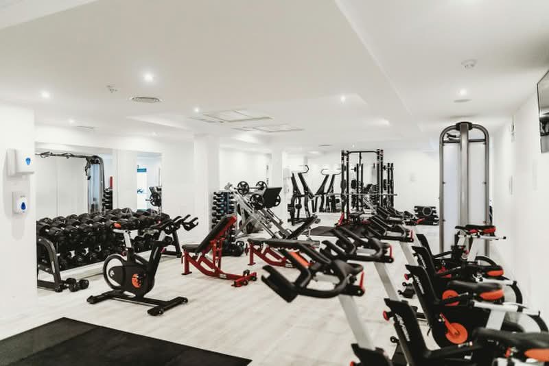 Cheap ground floor 3500 sqft shop | Facing road | Avail soon, , 3,570 sqft, Shop / Shophouse For Rent, by James Jose Boo, 500226185 - CommercialGuru.com.sg