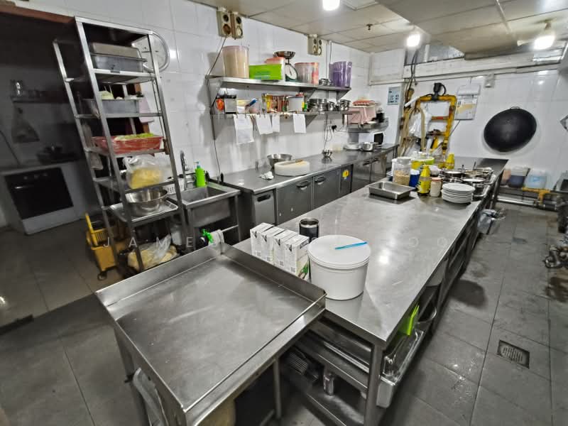 Cheap Vegetarian fnb restaurant | Suits other fnb concepts, , 2,700 sqft, Food & Beverage For Rent, by James Jose Boo, 500226186 - Kitchen - CommercialGuru.com.sg