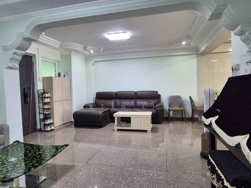 524 Jelapang Road, 524 Jelapang Road, 3 Bedrooms, 1,109 sqft, HDB Flat For Sale, by Martin Liew, 500226187 - Living Room - PropertyGuru.com.sg