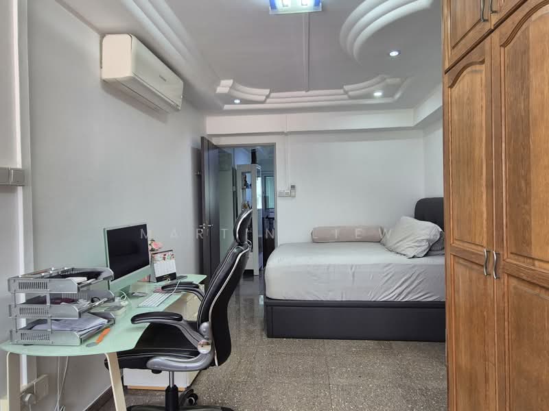 524 Jelapang Road, 524 Jelapang Road, 3 Bedrooms, 1,109 sqft, HDB Flat For Sale, by Martin Liew, 500226187 - Master Bedroom - PropertyGuru.com.sg