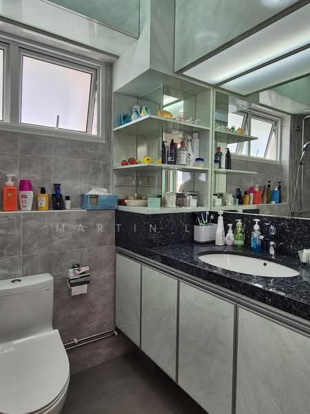 524 Jelapang Road, 524 Jelapang Road, 3 Bedrooms, 1,109 sqft, HDB Flat For Sale, by Martin Liew, 500226187 - Bathroom - PropertyGuru.com.sg