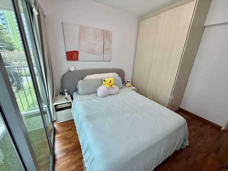 519B Tampines Central 8, 519B Tampines Central 8, 3 Bedrooms, 904 sqft, HDB Flat For Sale, by Delphine Chan, 500226188 - Bedroom - PropertyGuru.com.sg