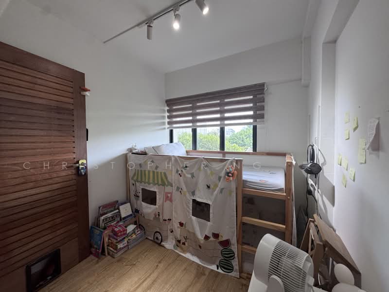 301 Shunfu Road, 301 Shunfu Road, 3 Bedrooms, 1,572 sqft, HDB Flat For Sale, by Christopher Ng 吴锦钊, 500226197 - Bedroom - PropertyGuru.com.sg