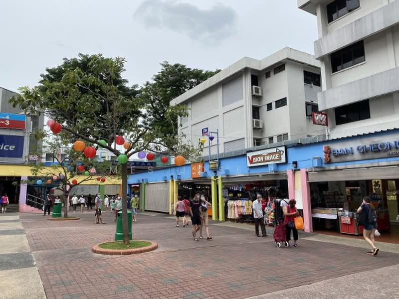 Super busy amk central shop | near mrt | avail soon, , 350 sqft, Shop / Shophouse For Rent, by James Jose Boo, 500226219 - CommercialGuru.com.sg