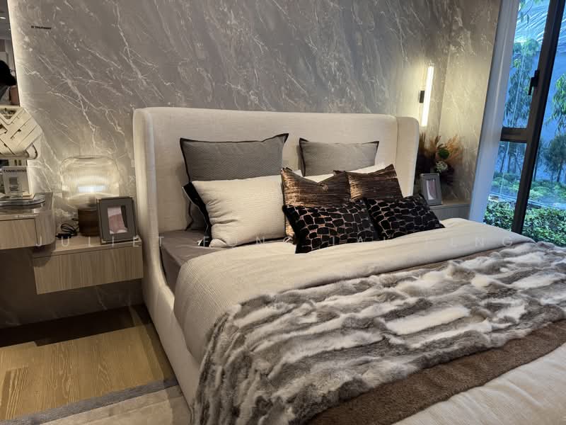 Valley Park, 473 River Valley Road, 3 Bedrooms, 1,356 sqft, Condominium For Sale, by Juliet Fong Lai Peng, 500226223 - Bedroom - PropertyGuru.com.sg