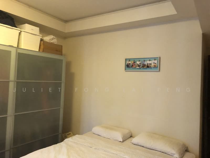 Valley Park, 473 River Valley Road, 3 Bedrooms, 1,356 sqft, Condominium For Sale, by Juliet Fong Lai Peng, 500226223 - Bedroom - PropertyGuru.com.sg