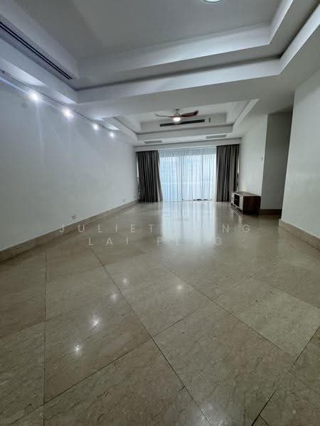 Valley Park, 473 River Valley Road, Tanglin / Holland / Bukit Timah, 3 Bedrooms, 1,356 sqft, Condominium For Sale, by Juliet Fong Lai Peng, 500226223 - Living Room - PropertyGuru.com.sg
