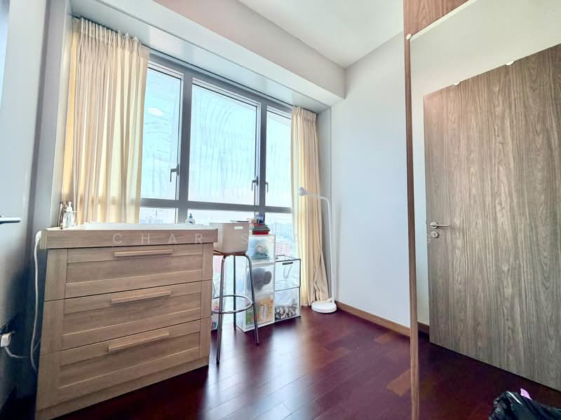 Queens Peak, 3 Dundee Road, Alexandra / Commonwealth, 3 Bedrooms, 840 sqft, Condominium For Sale, by Charissa Yong, 500226231 - Bedroom - PropertyGuru.com.sg