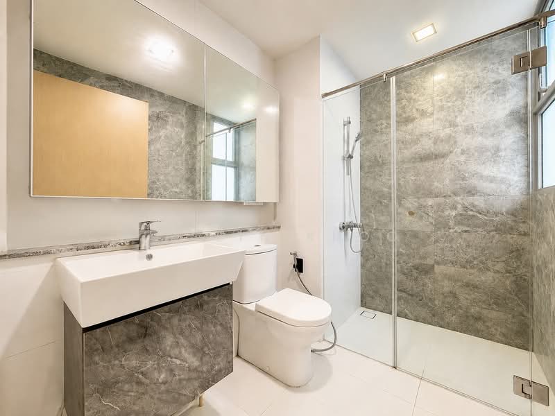 Eight Courtyards, 2 Canberra Drive, 3 Bedrooms, 1,141 sqft, Condominium For Sale, by Jaslin Khoo, 500226238 - Bathroom - PropertyGuru.com.sg