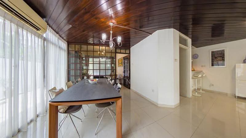 Freehold Semi-D in the East, East Coast, D15, Jalan Tua Kong, Greenery, 5422sqft, East Coast / Marine Parade, 5 Bedrooms, 2,928 sqft, Semi-Detached House For Sale, by Kelvin Ho, 500226272 - Dining Room - PropertyGuru.com.sg