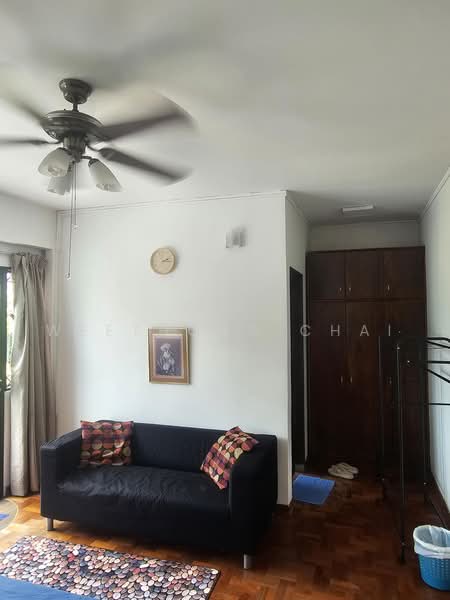 Master Room Ensuite For Rent - Kembangan Estate (D14), , Room Rental, 110 sqft, Terraced House For Rent, by WeeThong Chai, 500226276 - Living Room - PropertyGuru.com.sg