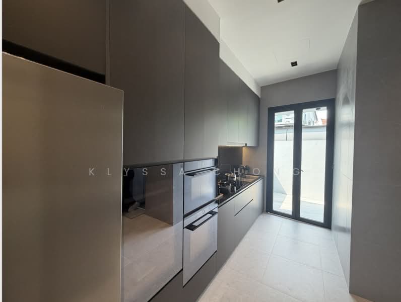 Sembawang Straits Estate, 23 Jalan Sankam, Sembawang / Yishun, 5 Bedrooms, 4,834 sqft, Terraced House For Sale, by Klyssa Chong, 500226284 - Kitchen - PropertyGuru.com.sg