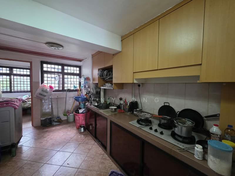 68 Geylang Bahru, 68 Geylang Bahru, Balestier / Toa Payoh, 2 Bedrooms, 700 sqft, HDB Flat For Sale, by Jenny Ong, 500226295 - Kitchen - PropertyGuru.com.sg