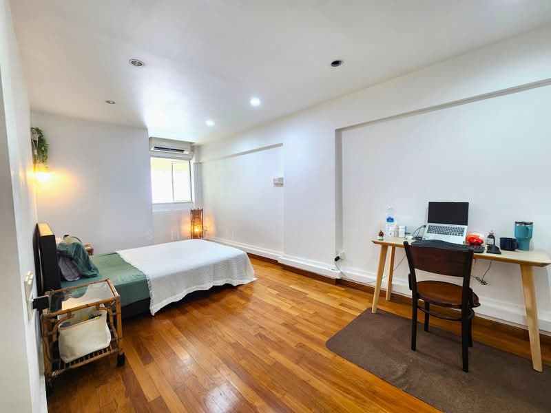 710 Clementi West Street 2, 710 Clementi West Street 2, 4 Bedrooms, 1,615 sqft, HDB Flat For Sale, by Shon Foong, 500226301 - Master Bedroom - PropertyGuru.com.sg
