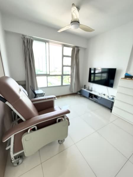153 Jalan Teck Whye, 153 Jln Teck Whye, 1 Bedroom, 506 sqft, HDB Flat For Sale, by Jennifer Loh, 500226305 - Living Room - PropertyGuru.com.sg