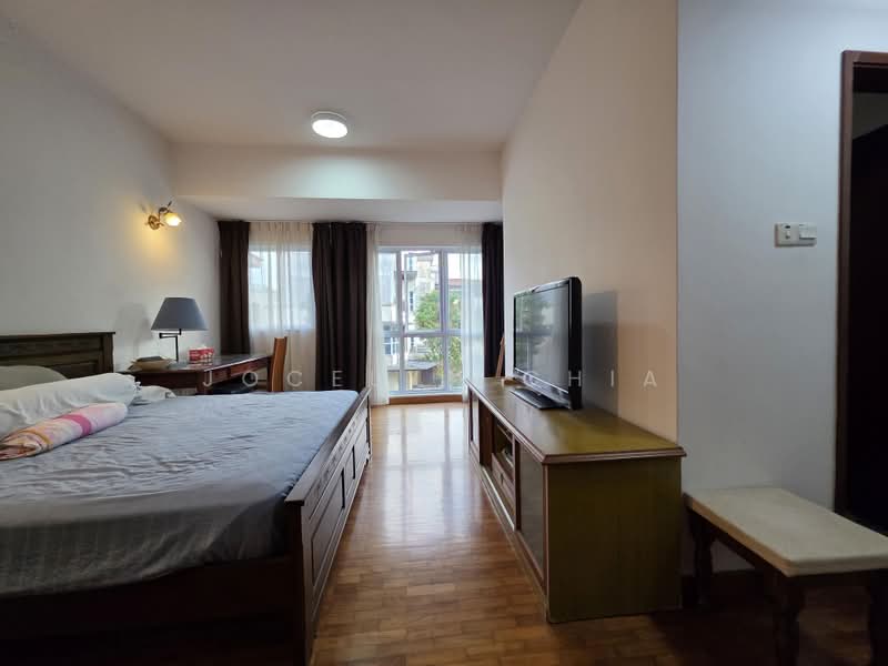 Straits Gardens, Andrews Terrace, 4 Bedrooms, 3,500 sqft, Terraced House For Sale, by Jocelyn Chia, 500226306 - PropertyGuru.com.sg