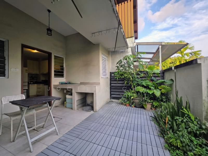 Straits Gardens, Andrews Terrace, 4 Bedrooms, 3,500 sqft, Terraced House For Sale, by Jocelyn Chia, 500226306 - Kitchen - PropertyGuru.com.sg