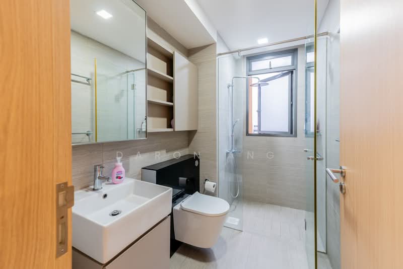 Parc Life, 39 Sembawang Crescent, 3 Bedrooms, 1,109 sqft, Executive Condominium For Sale, by Daron Ang, 500226309 - Bathroom - PropertyGuru.com.sg