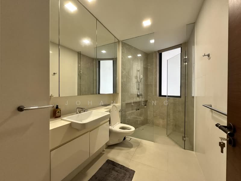 d'Leedon (Former Farrer Court), 5 Leedon Heights, 4 Bedrooms, 2,110 sqft, Condominium For Sale, by Johan Leng, 500226326 - Bathroom - PropertyGuru.com.sg