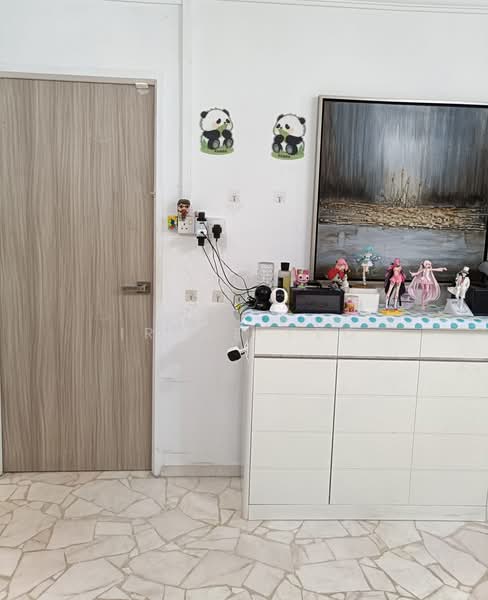 423 Hougang Avenue 6, 423 Hougang Avenue 6, Room Rental, 120 sqft, HDB Flat For Rent, by Irene Yeo, 500226337 - Interior - PropertyGuru.com.sg