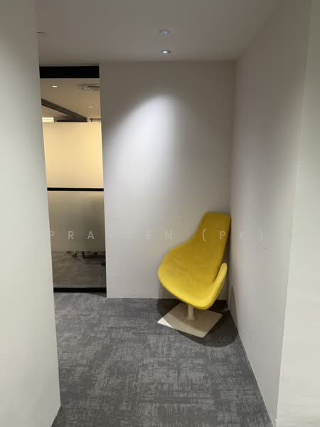 International Plaza, 10 Anson Road, 635 sqft, Office For Rent, by Praveen (PK), 500226339 - Corridor - CommercialGuru.com.sg