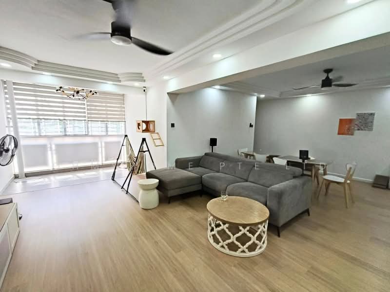 202A Compassvale Drive, 202A Compassvale Drive, 4 Bedrooms, 1,399 sqft, HDB Flat For Sale, by JASON YAP, 500226341 - Living Room - PropertyGuru.com.sg