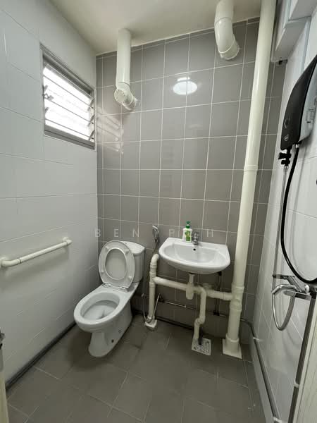 526 Bedok North Street 3, 526 Bedok North Street 3, 2 Bedrooms, 882 sqft, HDB Flat For Sale, by Ben Peh, 500226352 - PropertyGuru.com.sg