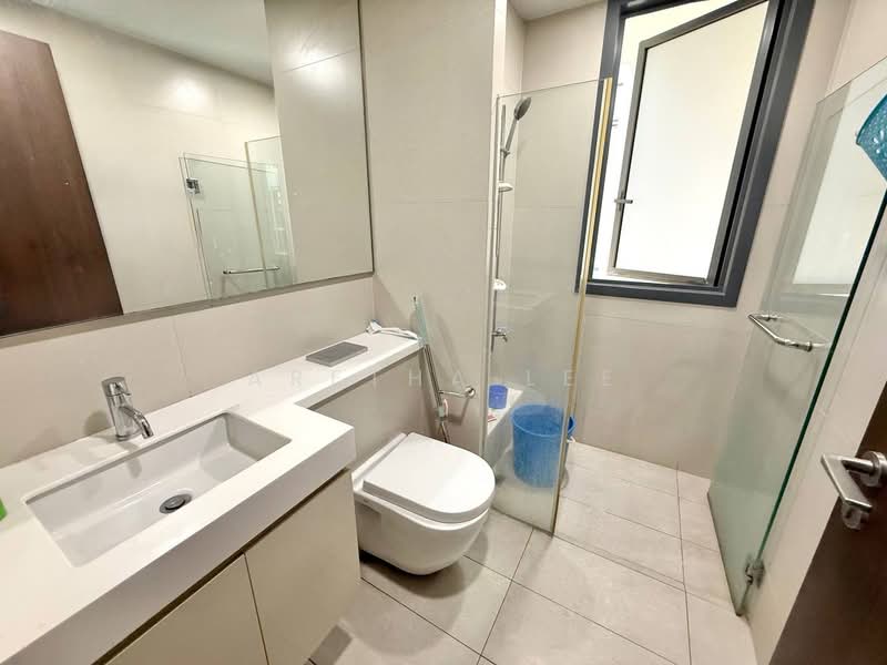 Signature At Yishun, 29 Yishun Street 51, 2 Bedrooms, 775 sqft, Executive Condominium For Sale, by Aretha Lee, 500226354 - Bathroom - PropertyGuru.com.sg