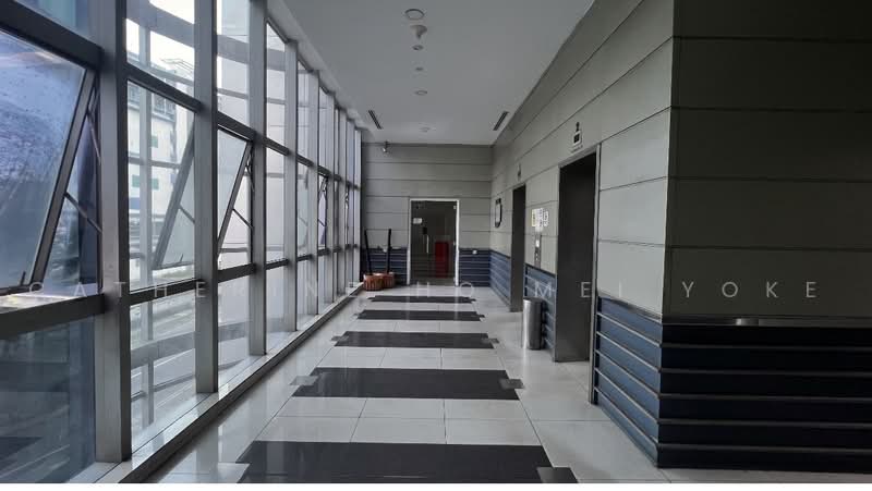 Empire Techno Centre, 30 Kaki Bukit Road 3, 2,700 sqft, Factory / Workshop (B2) For Rent, by Catherine Ho Mei Yoke, 500226360 - Lift lobby - CommercialGuru.com.sg