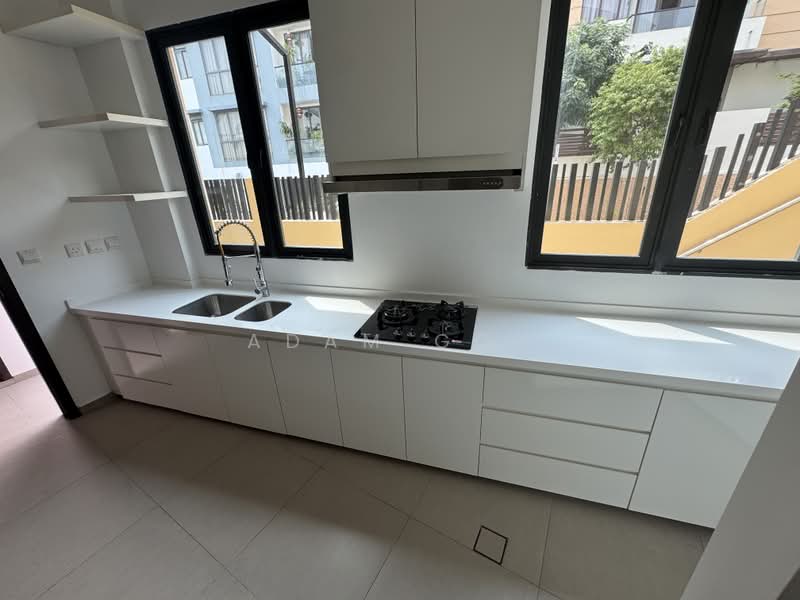 Sembawang Springs Estate, 16A Jalan Salang, 5 Bedrooms, 3,020 sqft, Semi-Detached House For Rent, by Adam Goh, 500226361 - Kitchen - PropertyGuru.com.sg